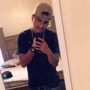 Meet your Posher, Mauro